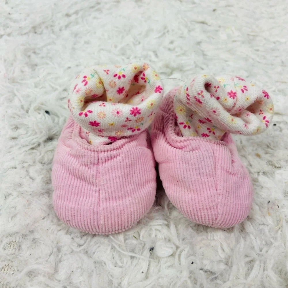 Pink corduroy Baby floral Booties size 0-6 months